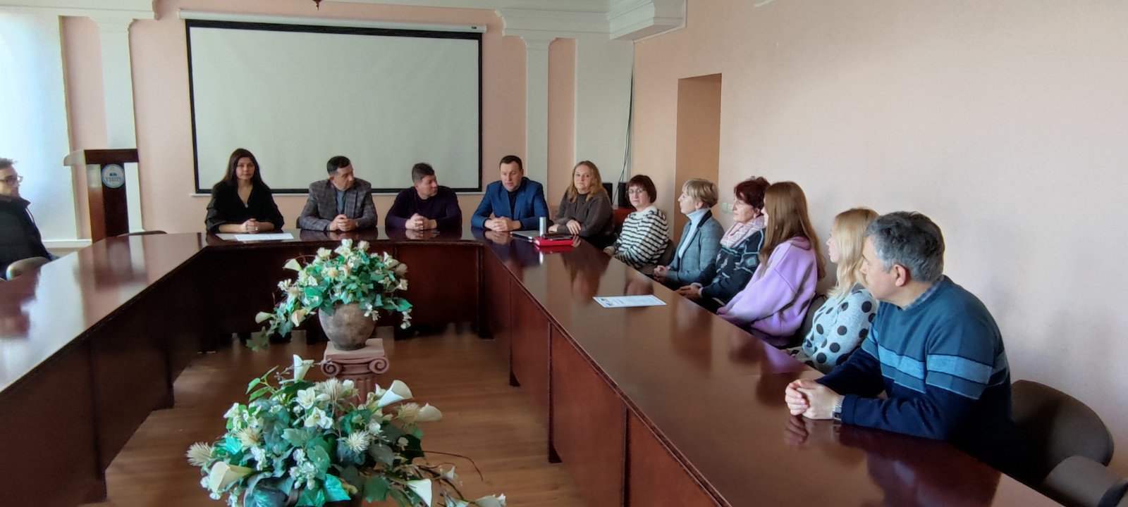 Стейкголдери Юрій Дейнека та Ігор Кульчицький дають цінні рекомендації для вдосконалення ОП